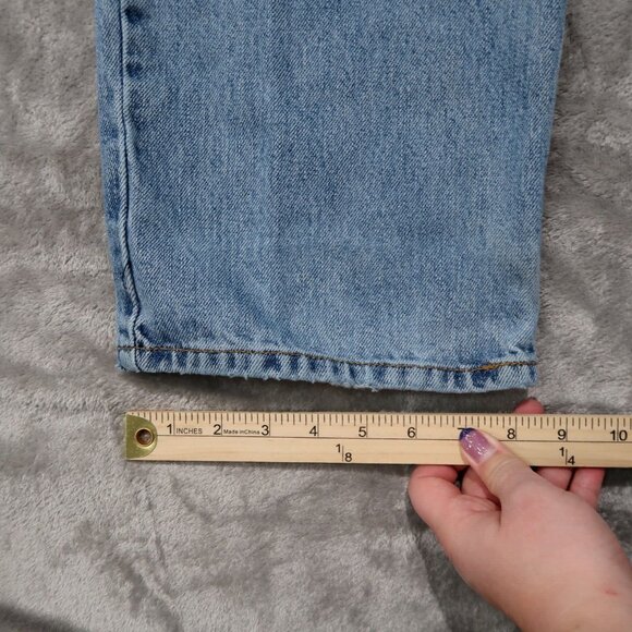 Levis 550 Jeans Mens 38x34 Blue Relaxed Fit Straight Leg Light Wash Distressed - Picture 16 of 16